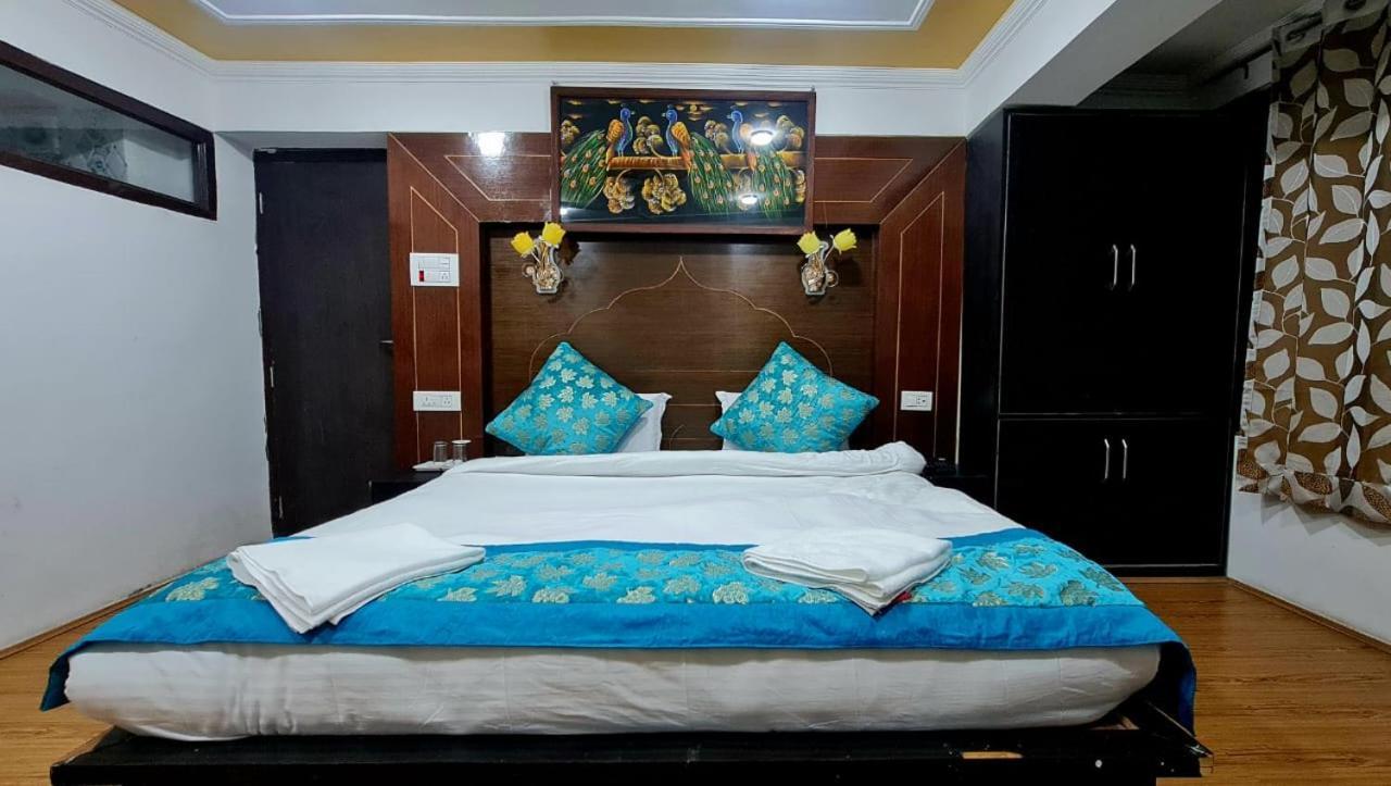Hotel D Indian Kargil Exterior photo